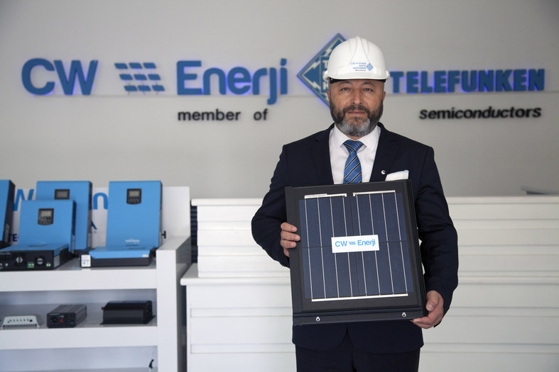 “YÜZYILIN KİREMİTLERİ SERİ ÜRETİME GEÇİYOR”