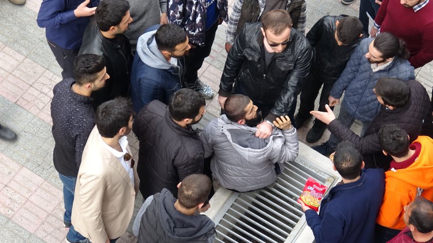 Taciz iddiasıyla linç ediliyordu