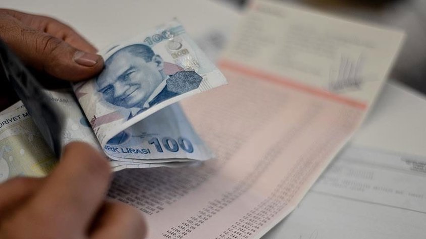 Memur ve emeklinin gözü 2 bin 62 lira ikramiyede