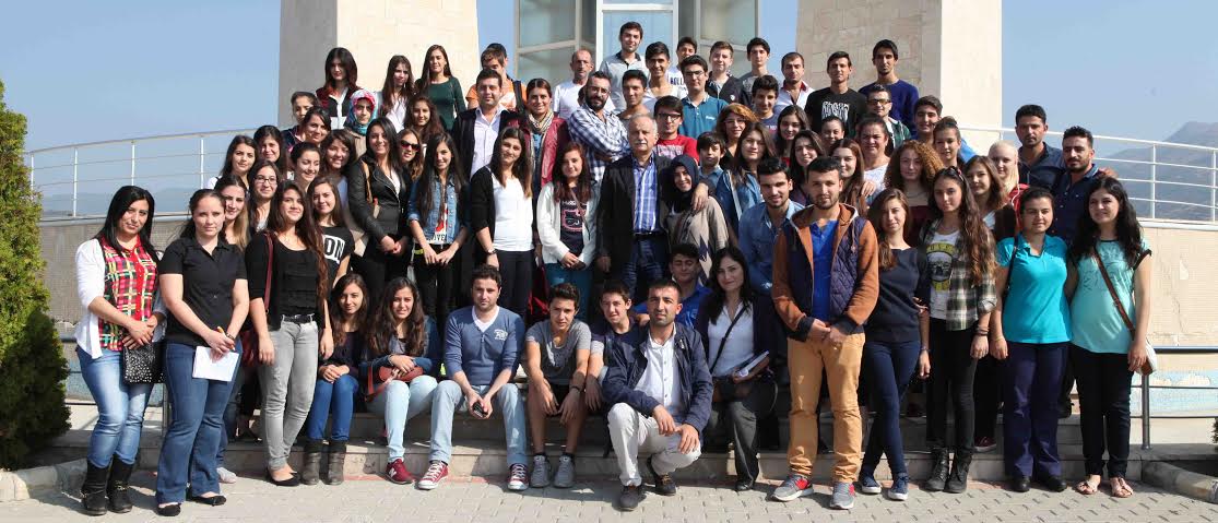 Bayraklı Belediyesi “tercih merkezi” kurdu!