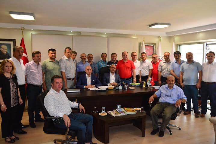 Akhisar'dan darbeye karşı ortak bildiri
