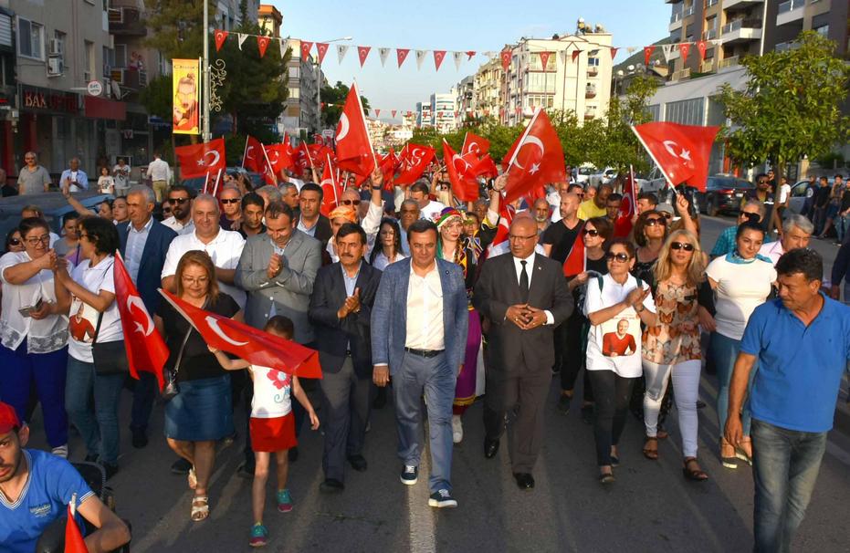 Narlıdere’de Muhteşem Demokrasi
