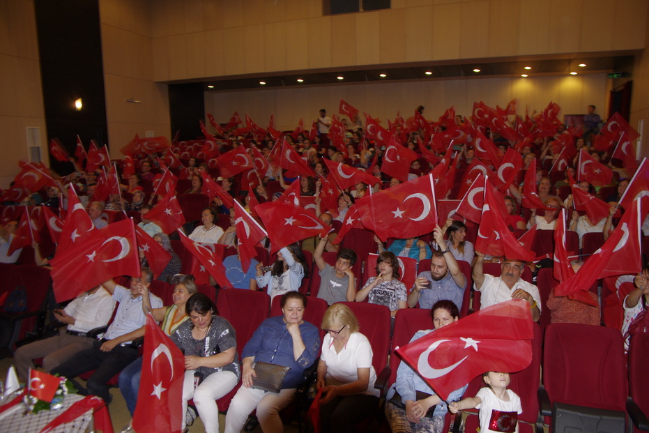 Ödemiş Belediyesi TSM Korosundan “Atatürk” Konulu Konser
