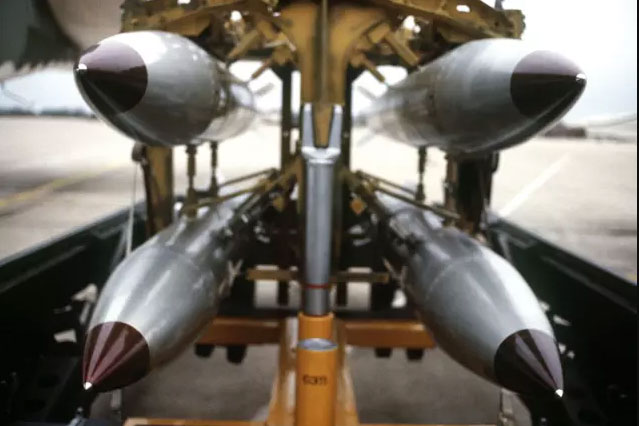 Flaş gelişme! ABD Türkiye'ye yeni nükleer bomba gönderiyor