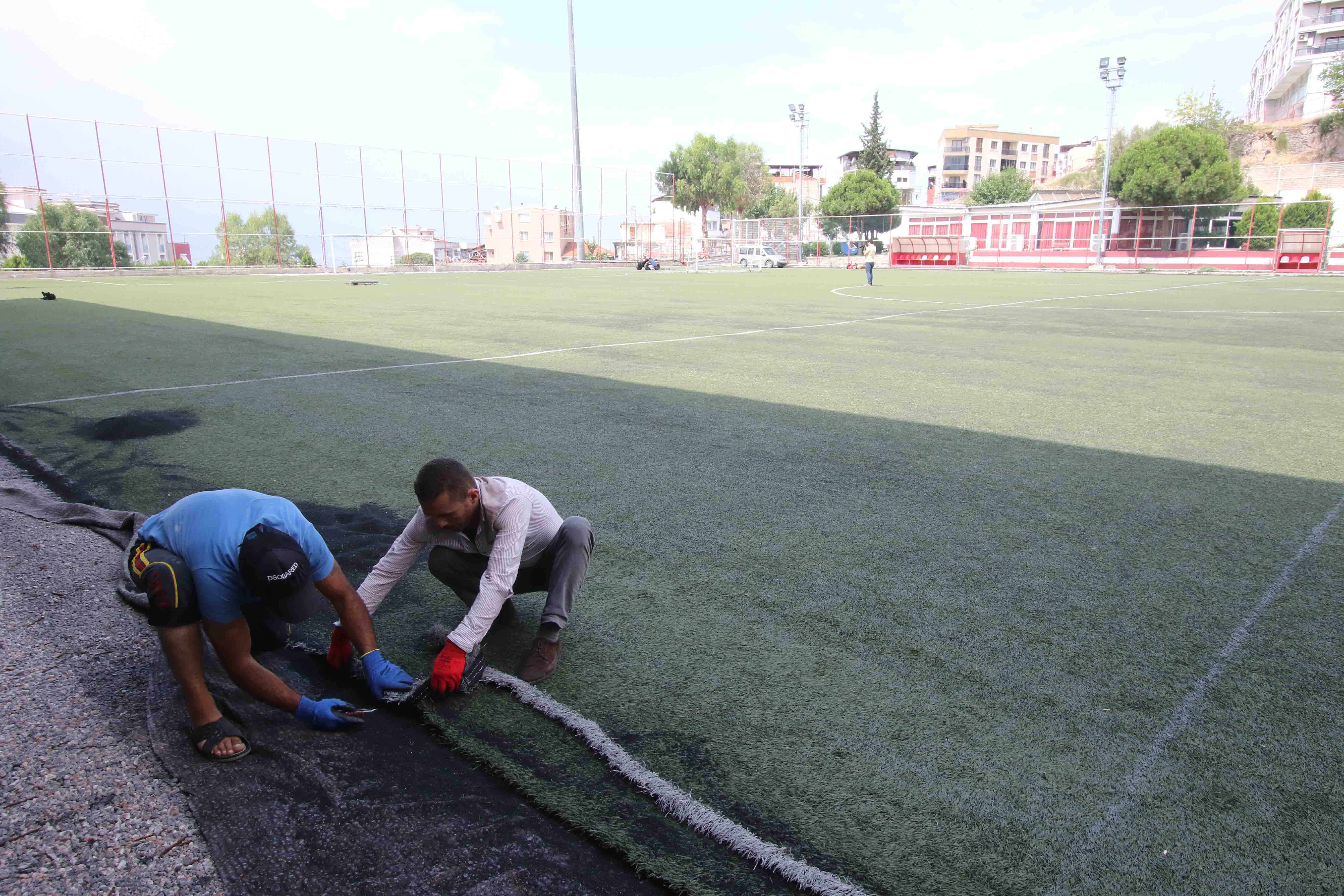 ŞEHİT ÜMİT BOZ SPOR TESİSİ’ YENİLENİYOR