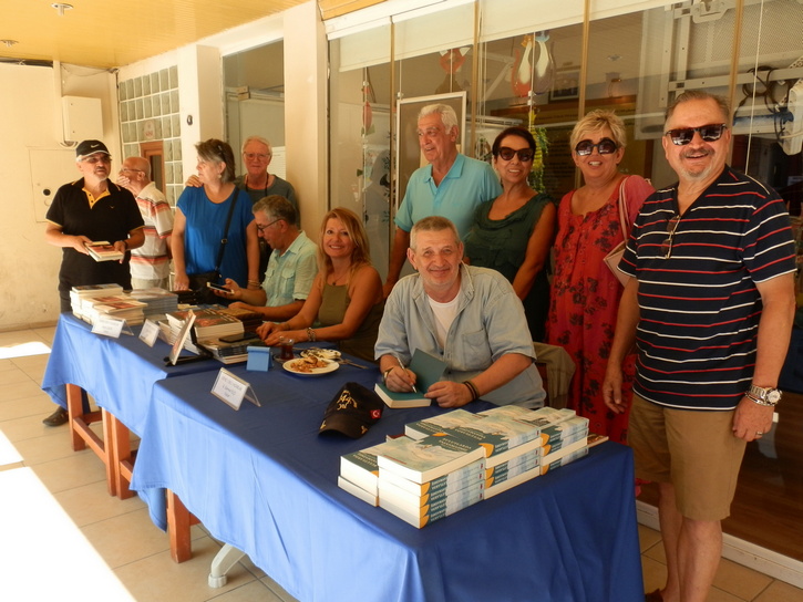 DENİZ LİSELİ YAZARLARDAN ASKERİ