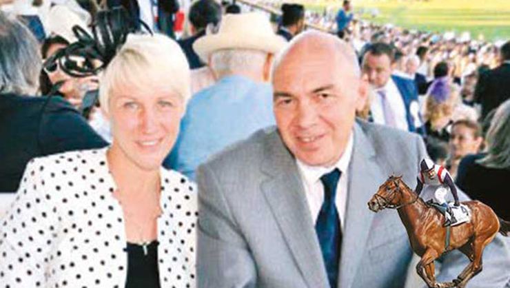 "HAYAT KADINLARINI PAZARLIYOR" İDDİASI