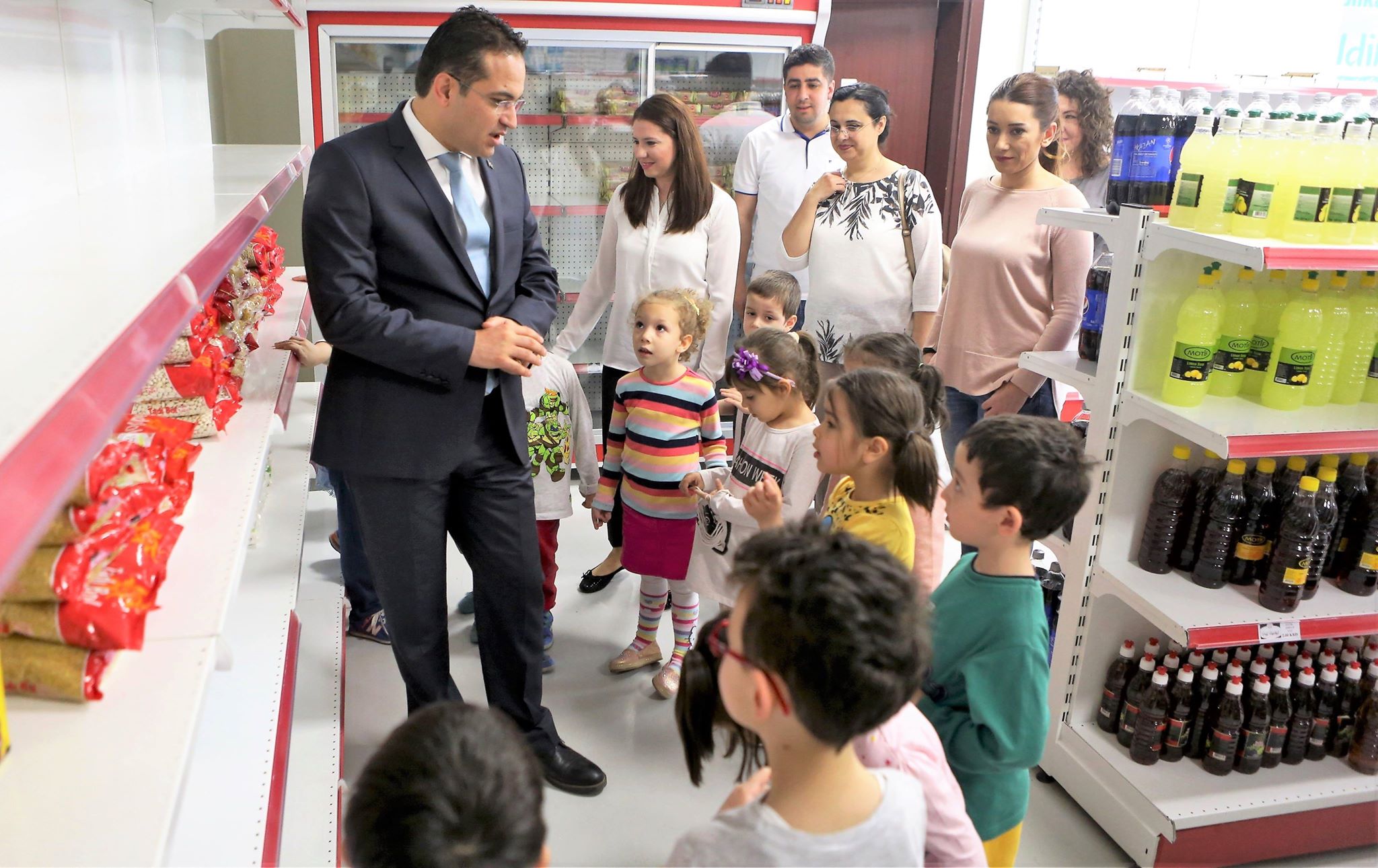 Kurban bağışları Dost Market aracılığıyla ihtiyaç sahiplerine ulaşacak