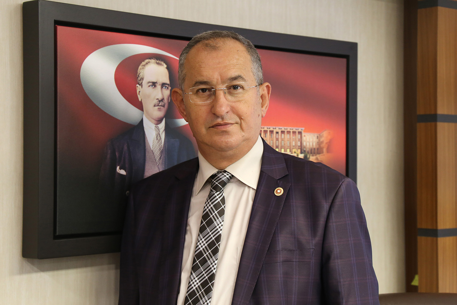 Sertel: E-İhale’ye geçişle birlikte resmi ilanlar bitecek mi