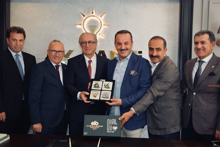 ŞENGÜL:“İhracatçılarımıza madalya takılmalı”