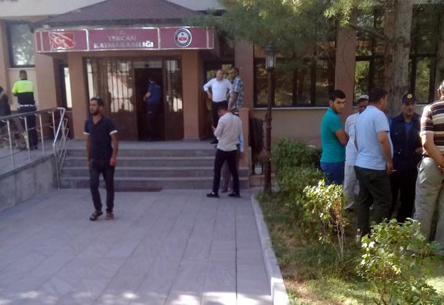Müftülük toplantısına silahlı baskın: 4 imam öldü, 3 yaralı