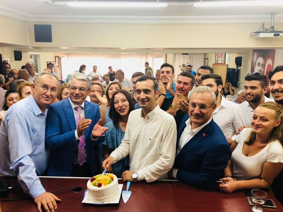 CHP Karşıyaka Örgütü Bayramlaştı!..