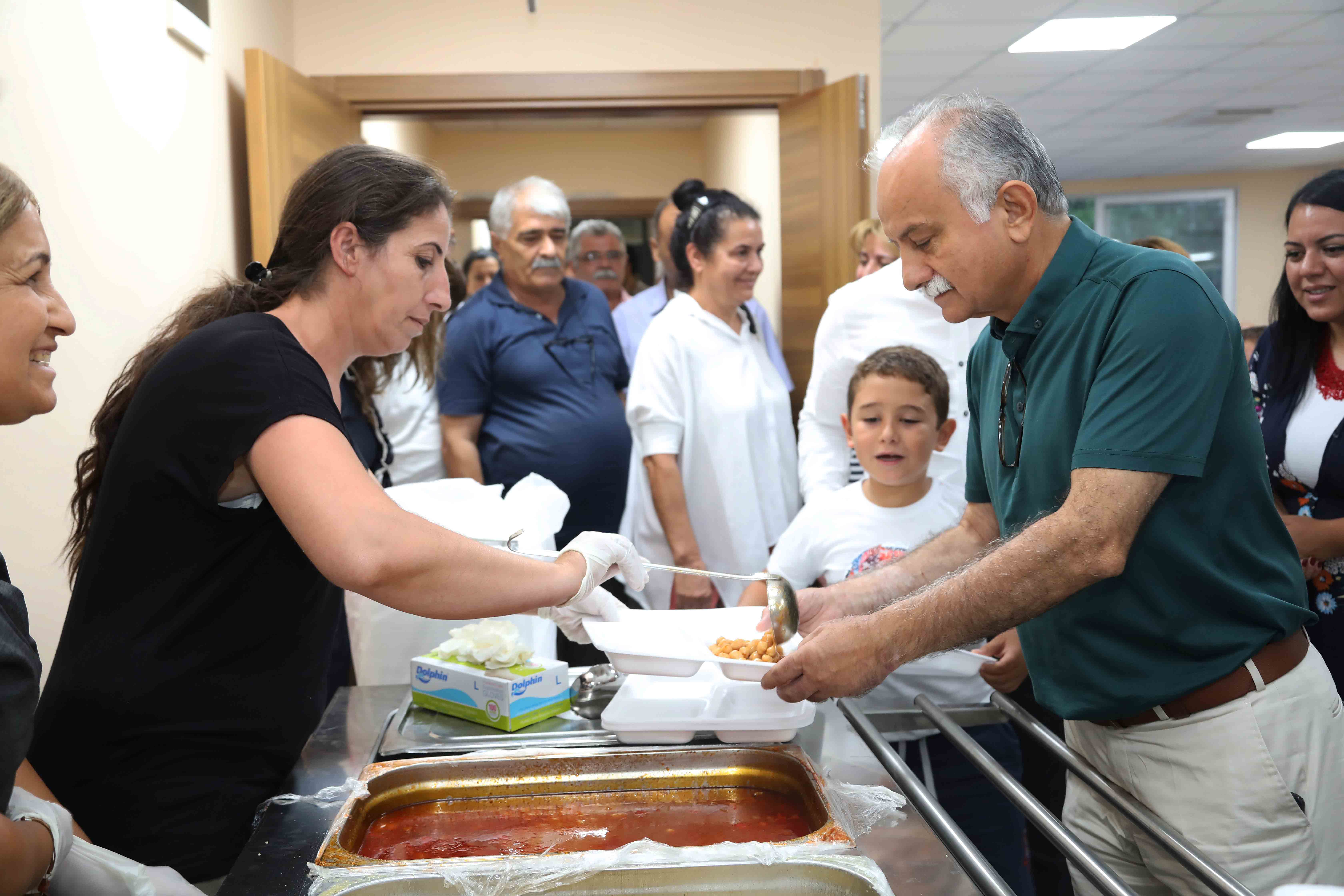 BAŞKAN KARABAĞ, YENİ CEMEVİNDE ORUÇ AÇTI