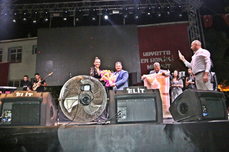 KINIK HASAT FESTİVALİNDE MUHTEŞEM KAPANIŞ
