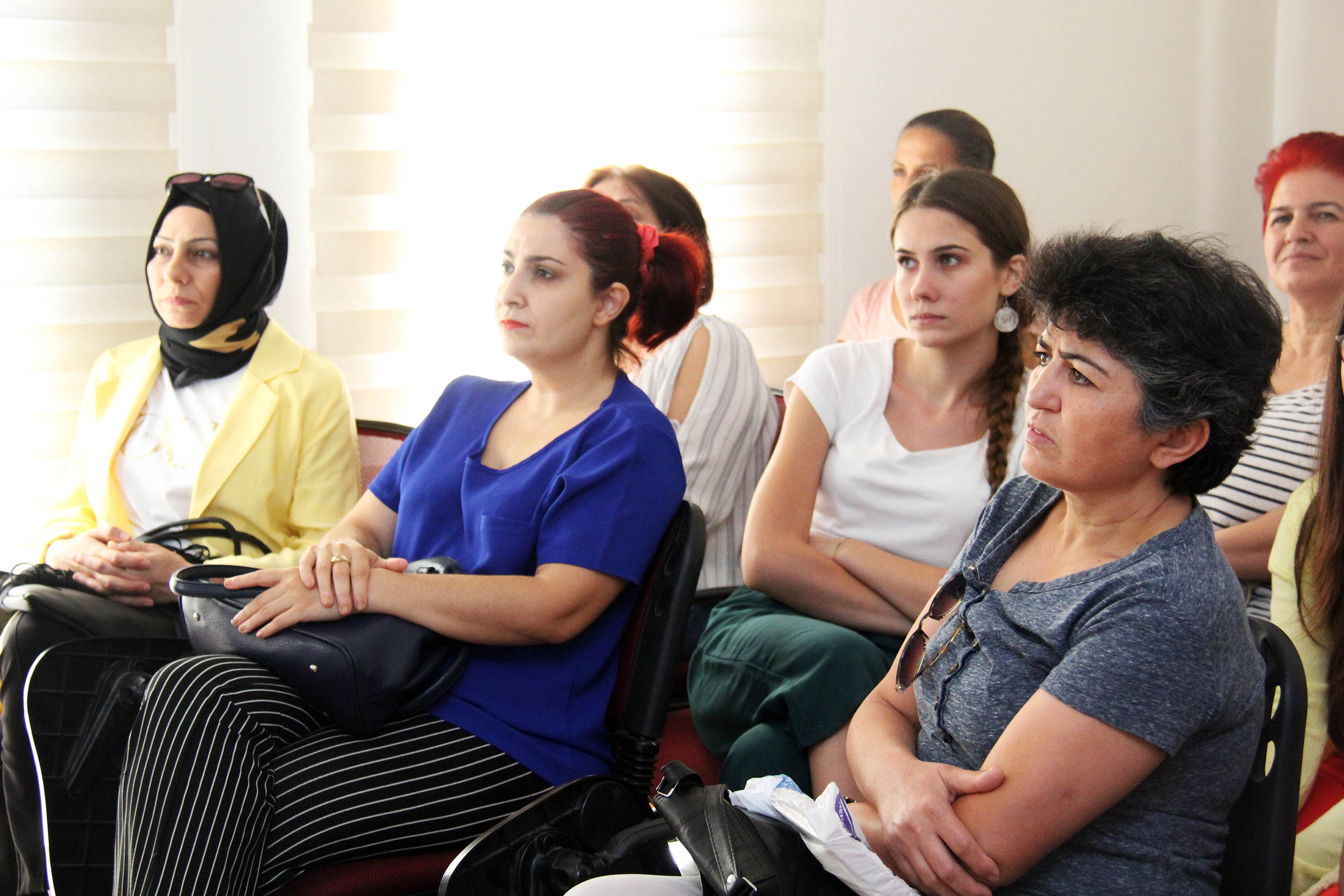 BUCALI DANIŞANLARA ÇOK YÖNLÜ DESTEK