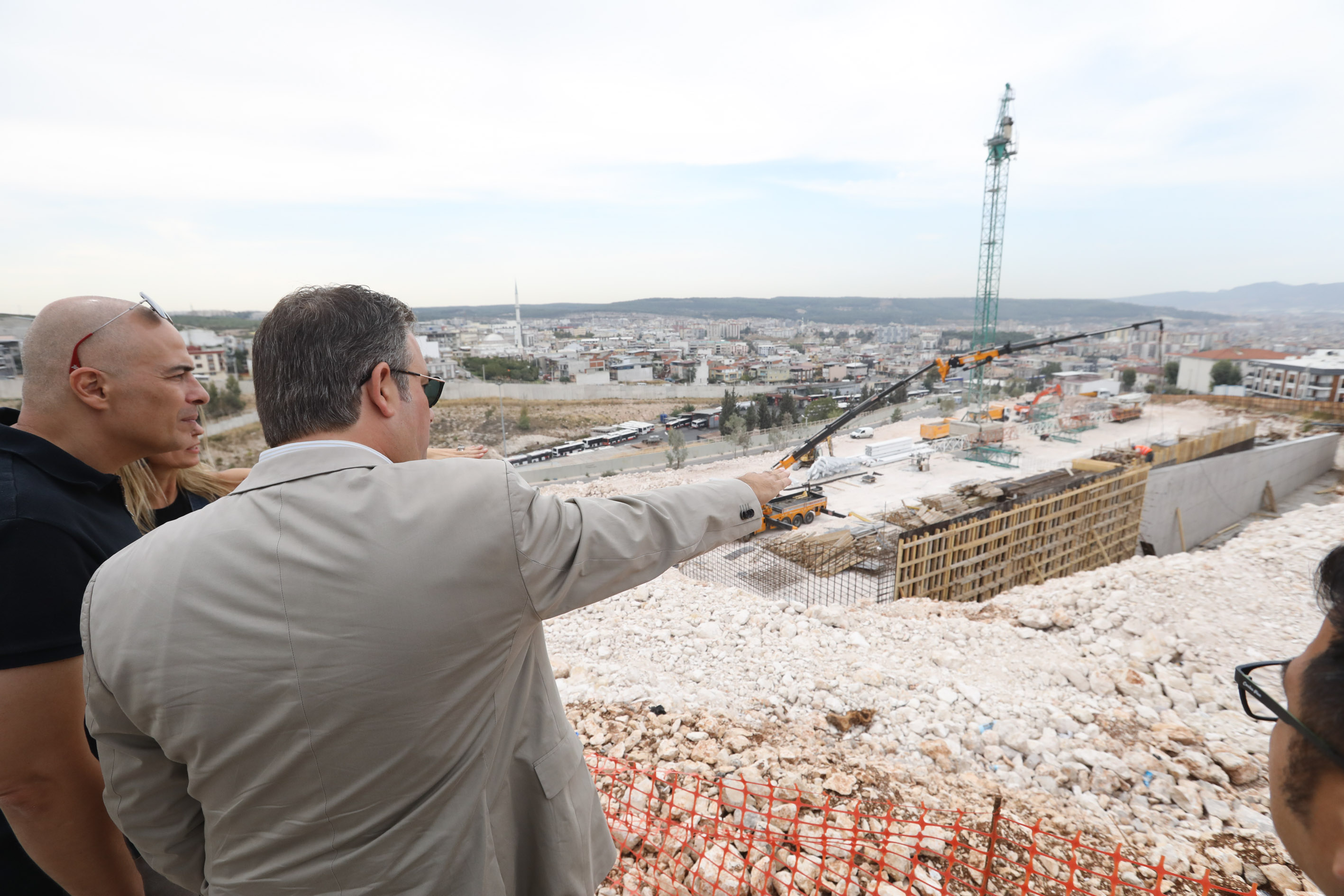 ADATEPE HIZLA YÜKSELİYOR