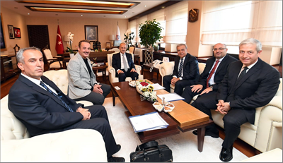 Dosyasında neler vardı?