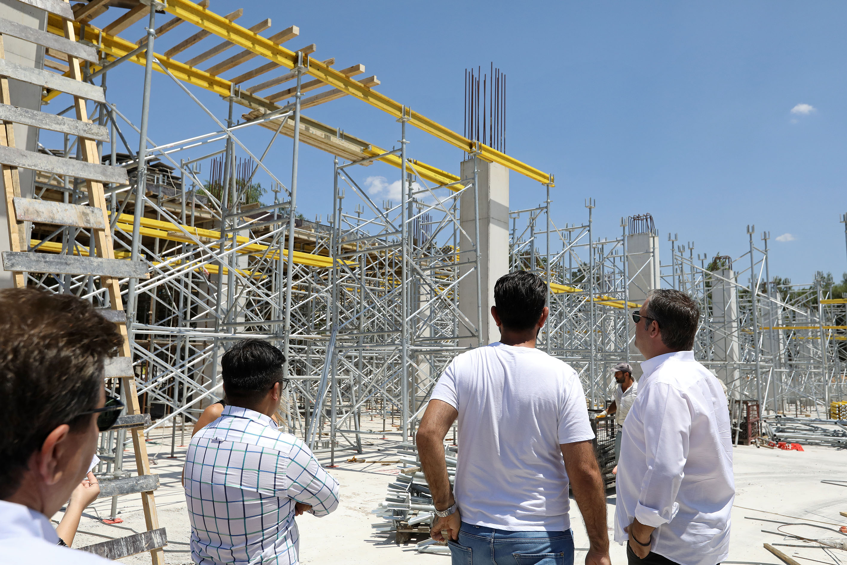 BUCA ‘NIN YENİ KENT MERKEZİ YÜKSELİYOR