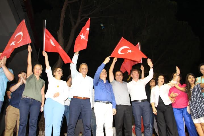 Tek Millet, Tek Vatan, Tek Bayrak, Tek Devlet İçin Buradayız