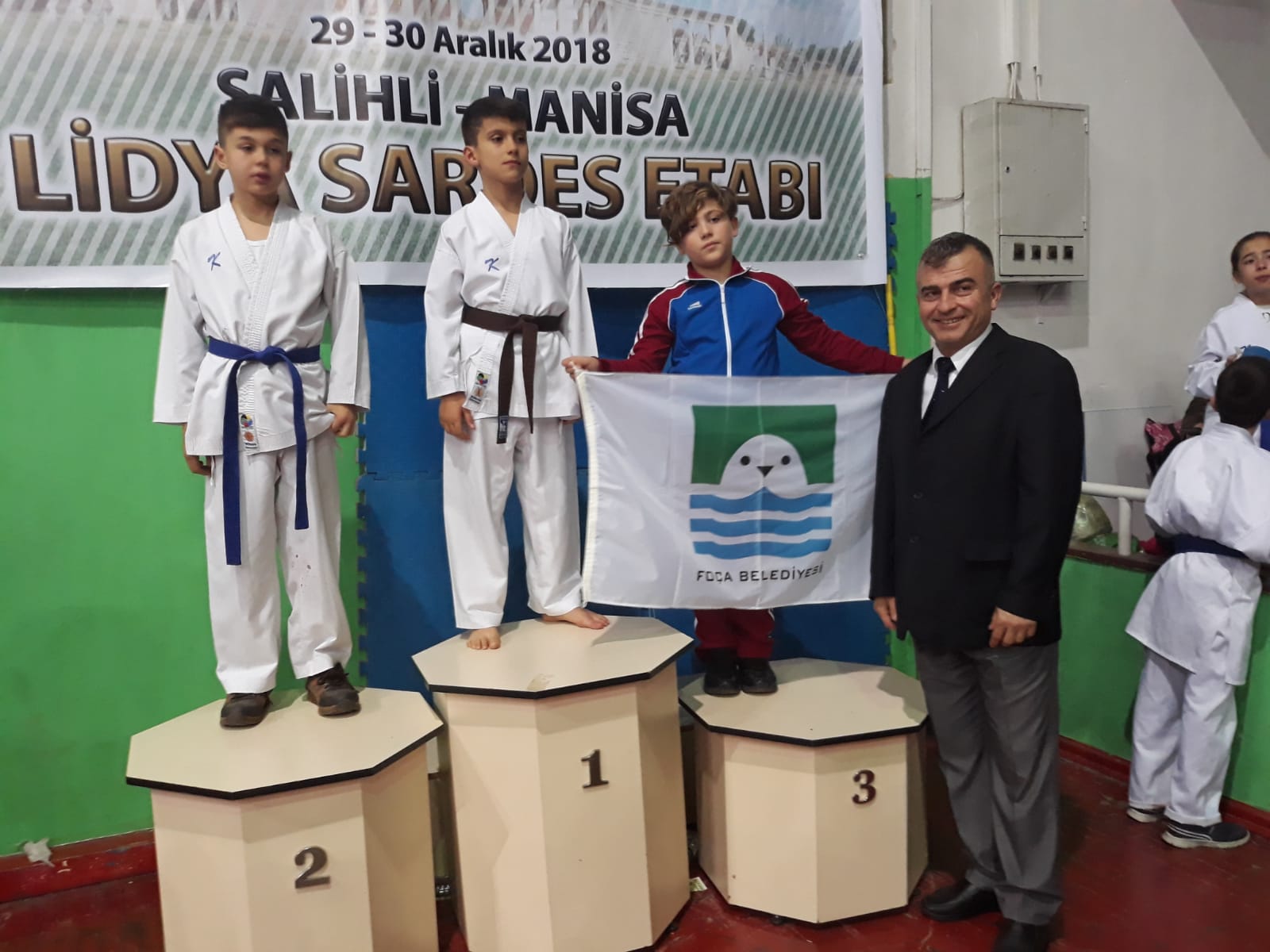 FOÇA’LI KARATECİLER EGE KARATE LİGİ’NE PUANLA BAŞLADI