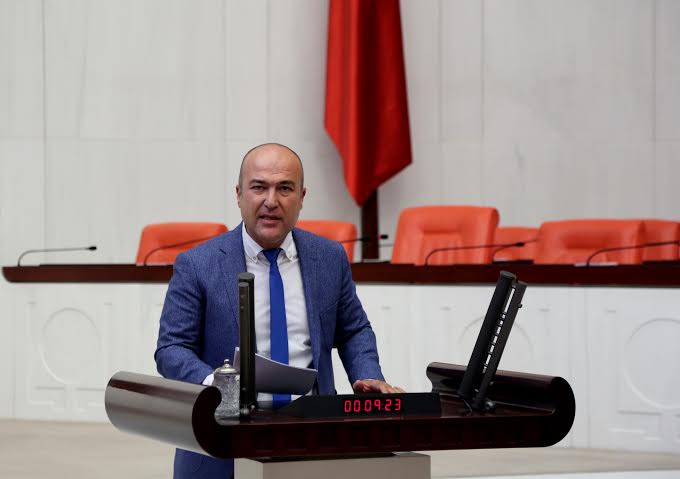 CHP’li Bakan Tüm Milletvekillerini İzmire Davet Etti
