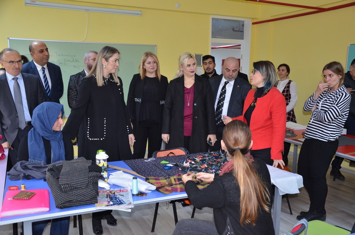 Güzelbahçe’de sorunun çözümü: “AK Belediyecilik”