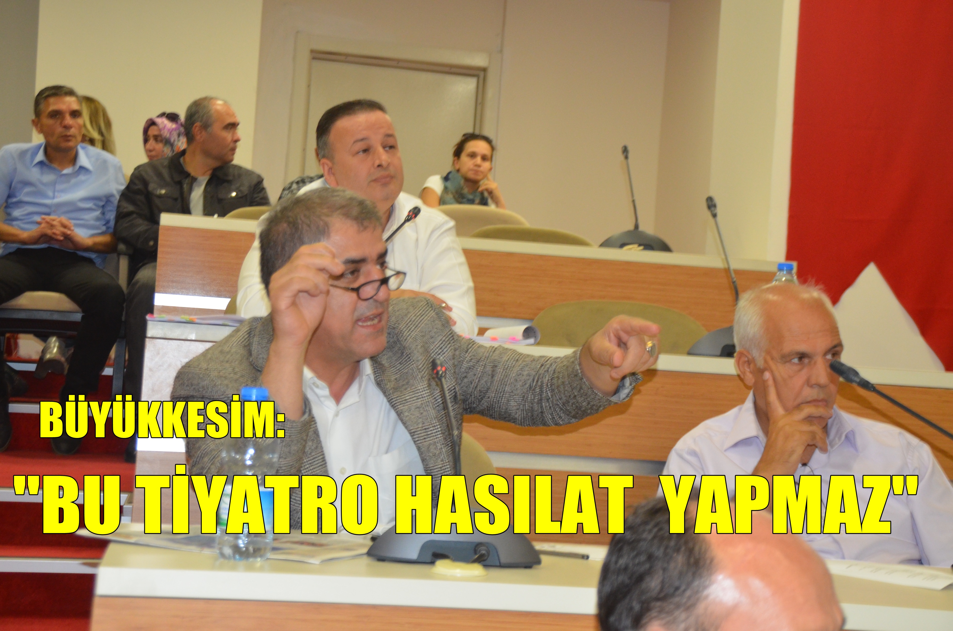 CHP TİYATROSU FİYASKO
