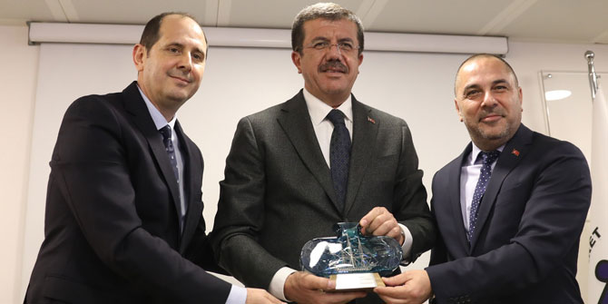 Zeybekci İzmir'in trafik sorununu hızla çözeceğiz