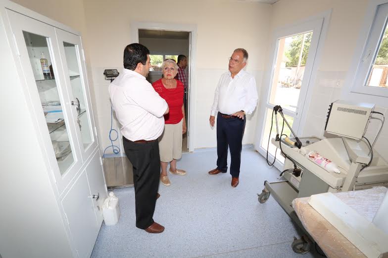 Selçuk Belediyesi, kavurucu sıcaklarda “Can dostları” unutmadı