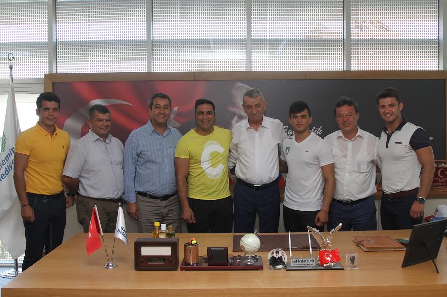 Gaziemir’in altın yumruğu