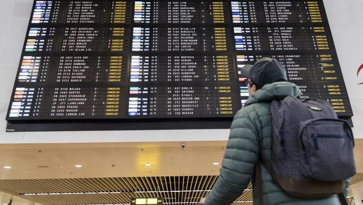 Belçika'da 24 saatlik genel grev nedeniyle hayat durdu, ülke hava sahası kapandı