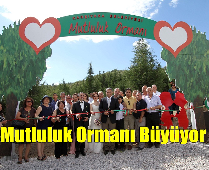 rnKarşıyaka’nın ‘Mutluluk Ormanı’ büyüyor