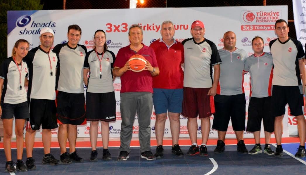 Dikili'de Basketbol Şöleni