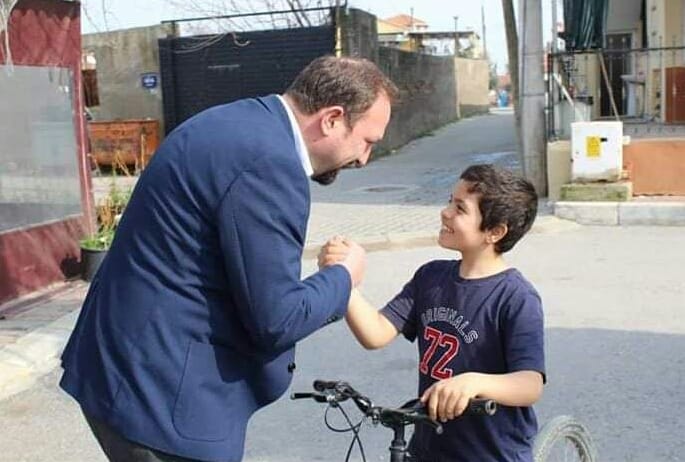 UTKU AĞABEYLERİNDEN ÇİĞLİLİ ÇOCUKLARA SÖZ