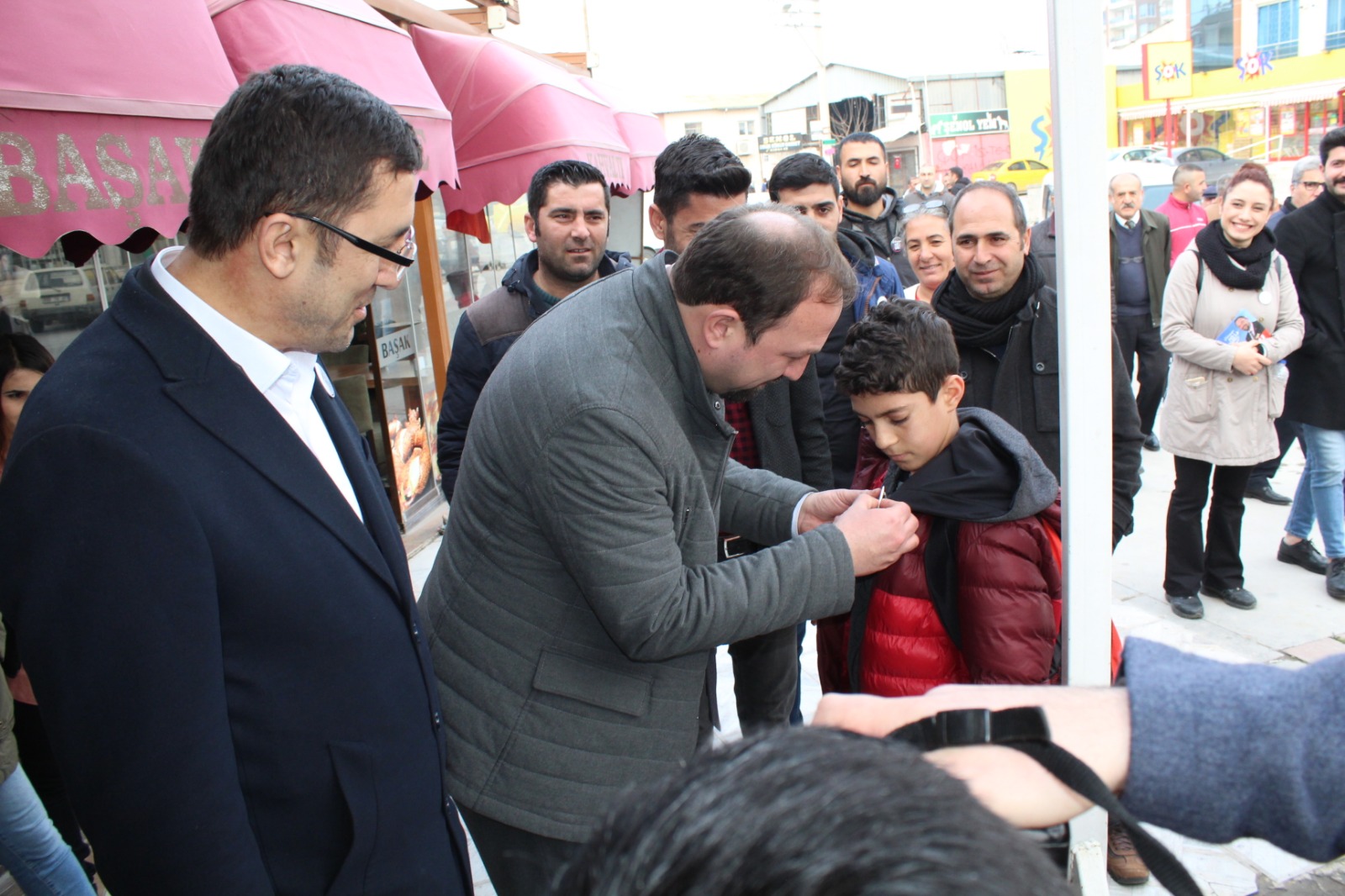 UTKU GÜMRÜKÇÜ’DEN HARMANDALI’NA MÜJDELİ HABER