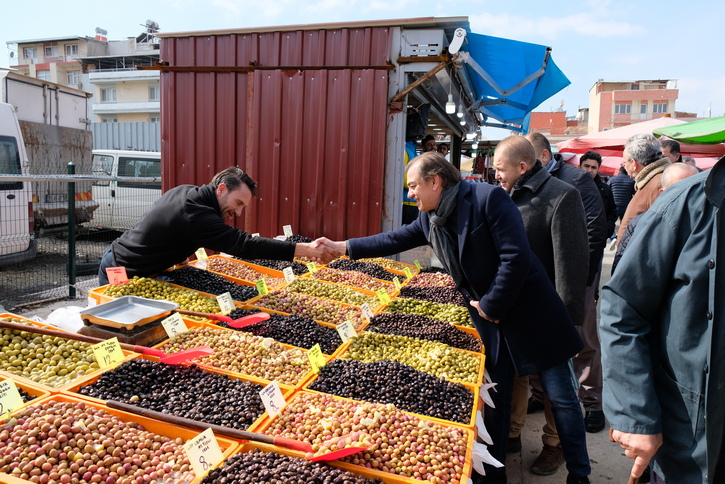 “Hiç kimsenin ekmeğiyle oynamayız”