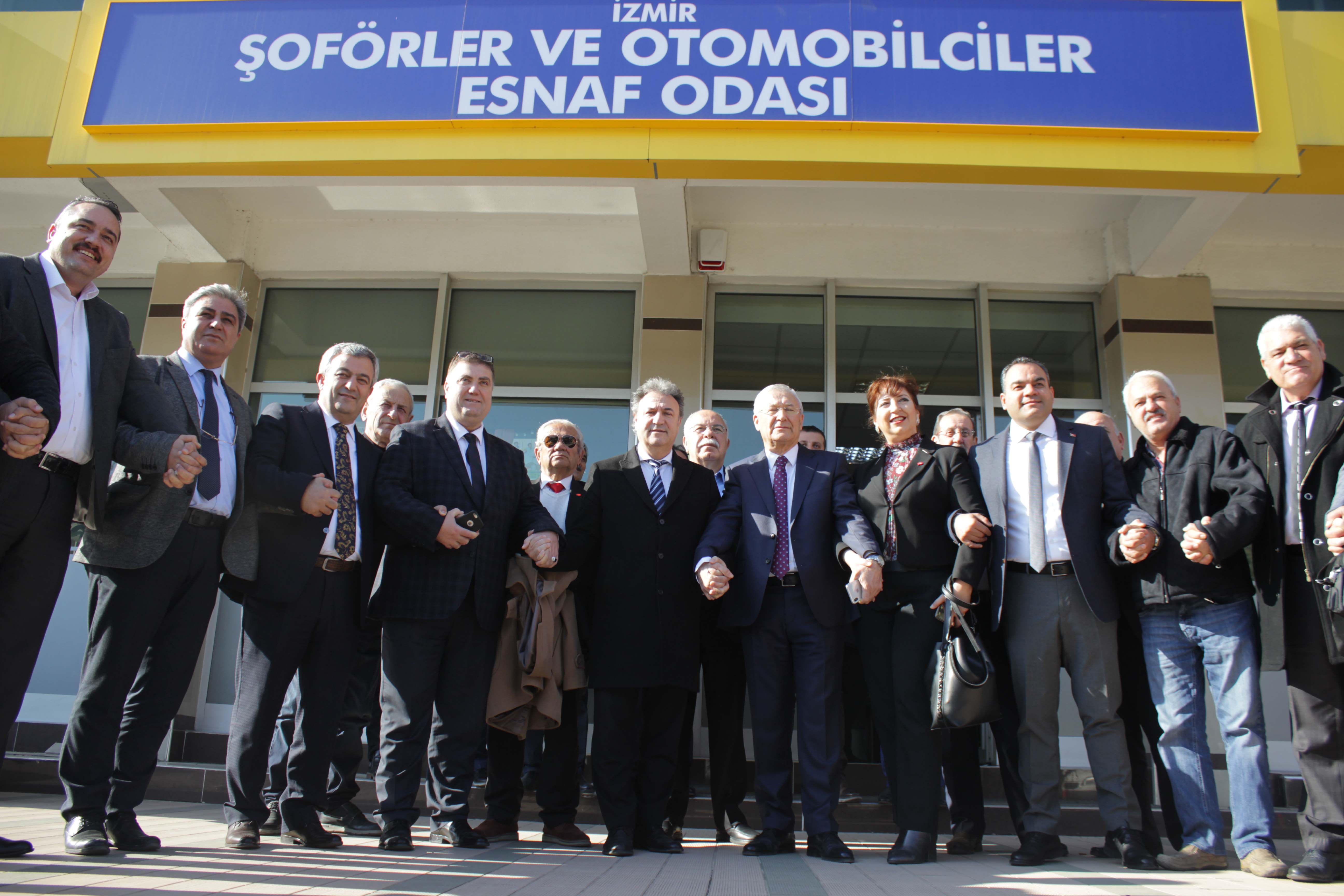 İDUĞ'DAN PİYASANIN KALBİNE ZİYARET