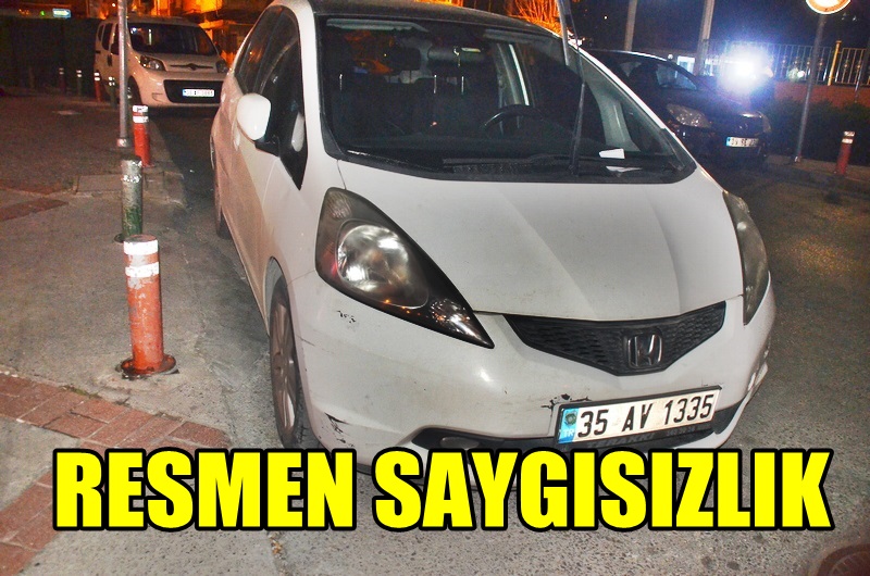 ENGELLİ RAMPASINI KAPATAN SAYGISIZLAR