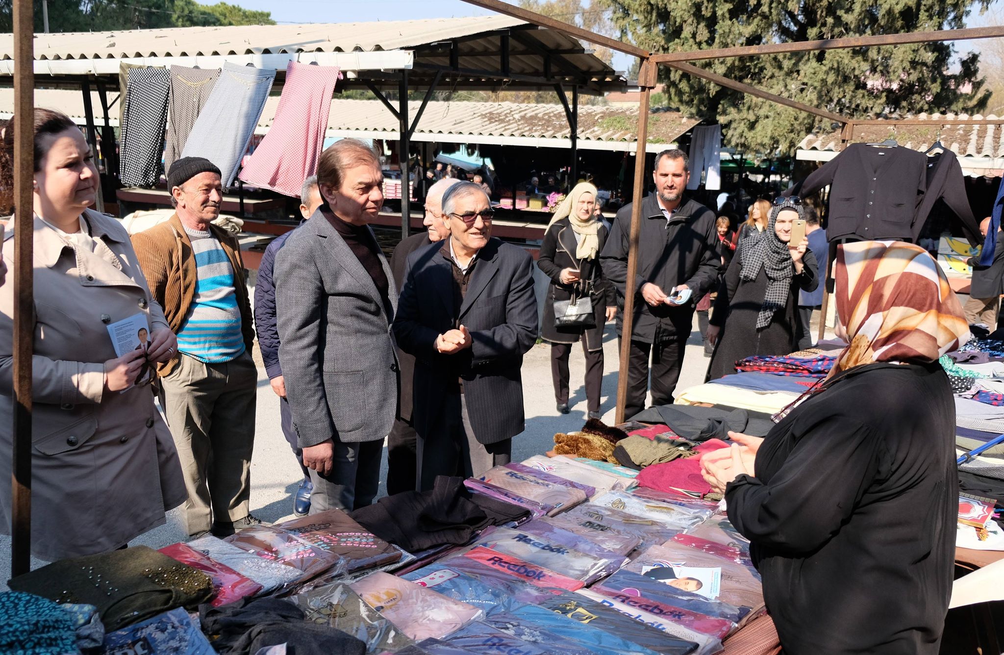 AK PARTİLİ GENÇTÜRK’TEN YENİ MODEL KAPALI PAZARYERİ SÖZÜ