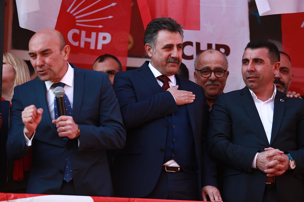 TUNÇ SOYER’DEN BAYRAKLI’YA 'KENTSEL DÖNÜŞÜM' SÖZÜ