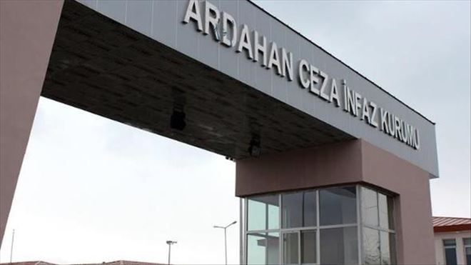 ARDAHAN CEZA EVİNDE ŞEHİT EDİLDİ