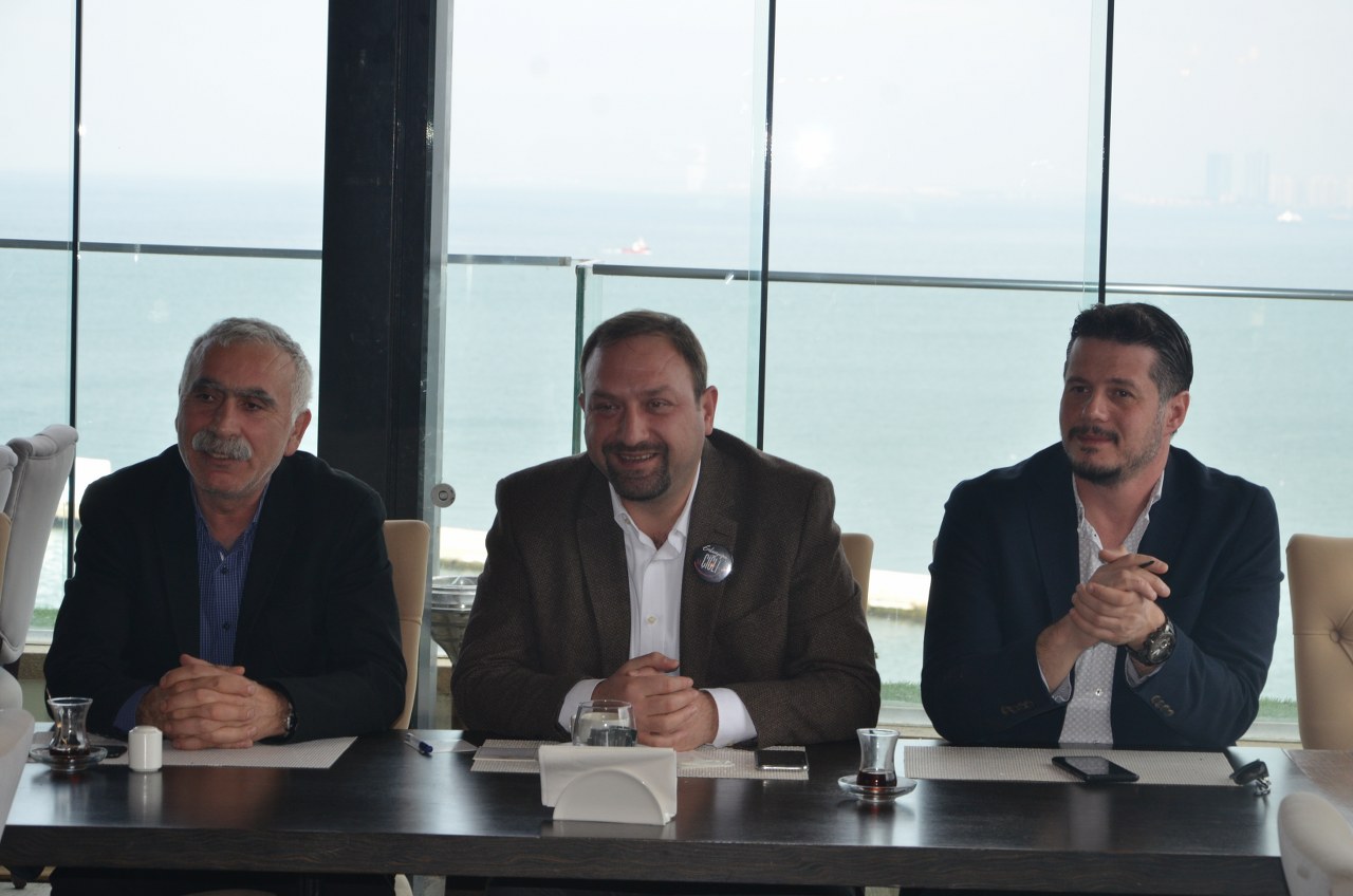 GÜMRÜKÇÜ ODA VE SENDİKA TEMSİLCİLERİ İLE BİR ARAYA GELDİ