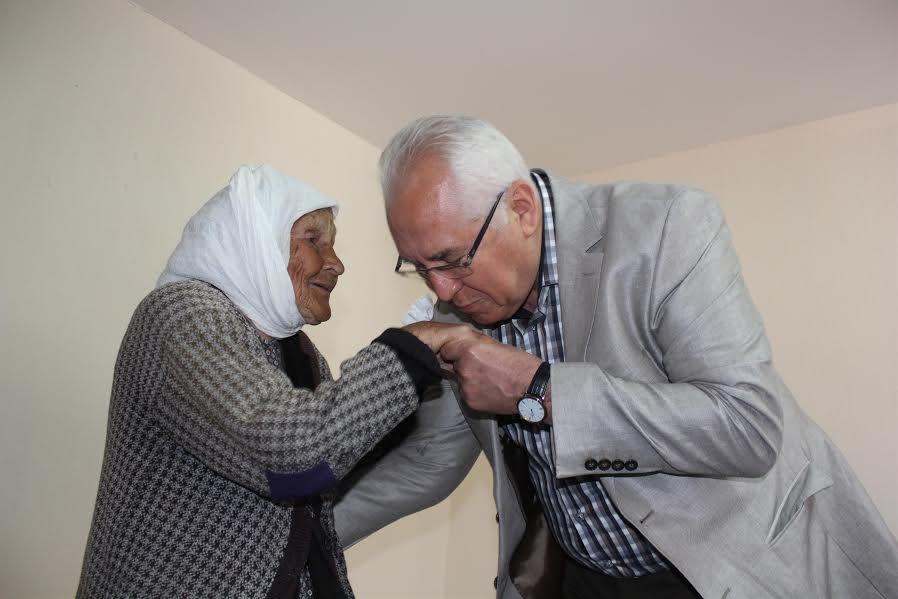 Karabağlar koca bir çınarını kaybetti