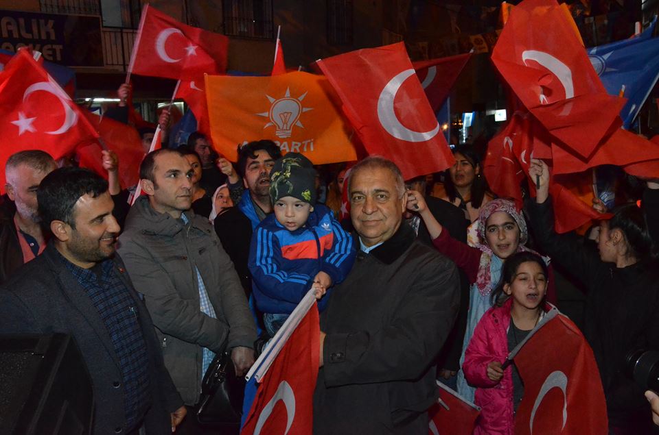 Cumhur İttifakı'ndan Eski İzmir'de Gövde Gösterisi