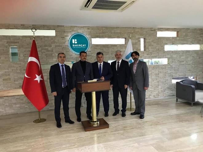 KINIK ÜNİVERSİTEYE KAVUŞUYOR