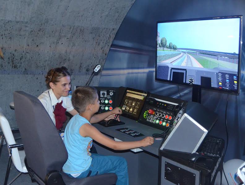 Metroyu Çocuklar Kullanacak!