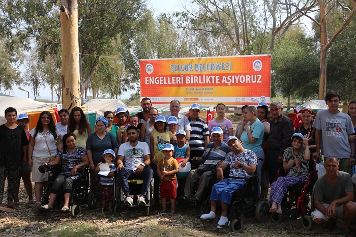 Başkan Bakıcı,"Engelsiz Kamp"ın konuğu oldu