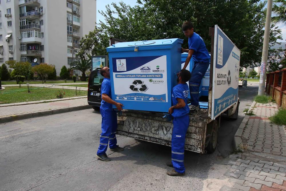 Bayraklı'da Atıklar Geri Dönüşüme