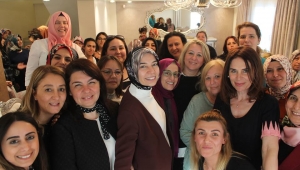 AYŞEN ZEYBEKCİ:TÜRK KADINI ŞEFKATTİR’
