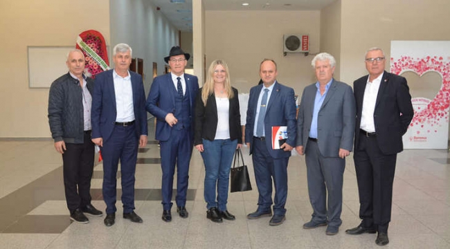 ÇANAKKALE ŞEHİTLERİ ÇAMDİBİ'NDE ANILDI